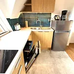 Pod Lipami Apartment *
