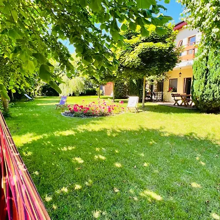 Pod Lipami لوبيتاتو