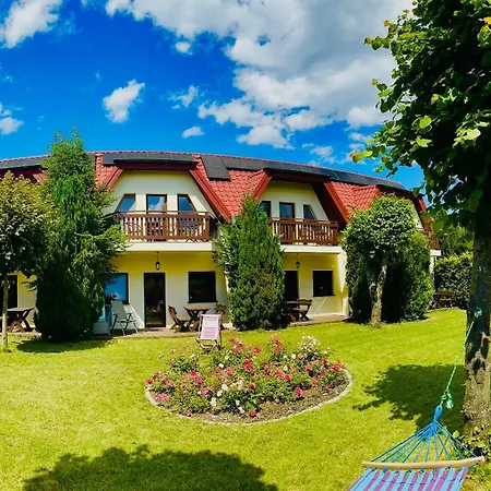 Pod Lipami شقة لوبيتاتو