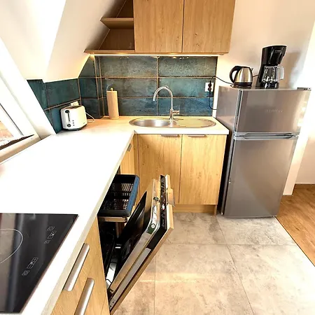 Pod Lipami Appartement *